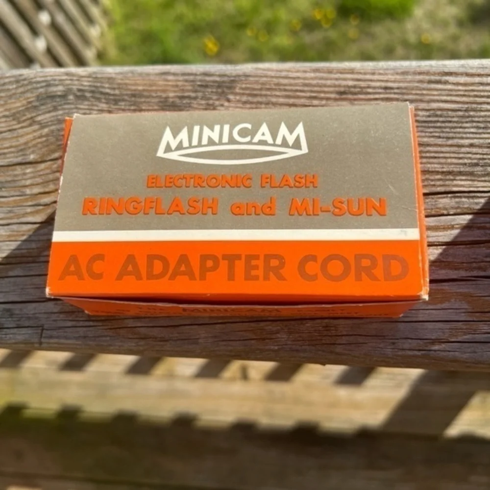 Vintage MiniCam Electronic Flash Mi-Sun Flash AC Adapter Battery‎ Case 🎥 (S)